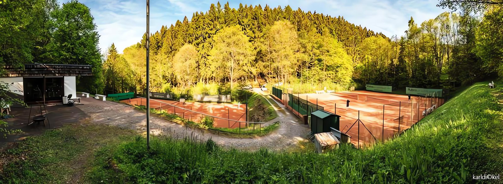 Plätze und Clubhaus